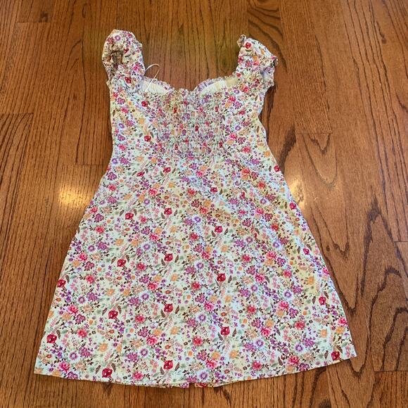 Sweet Pot Mini Floral Button Down Peasant Dress (2) | Cream & Blue | AU 8/US 4 - Picture 9 of 16